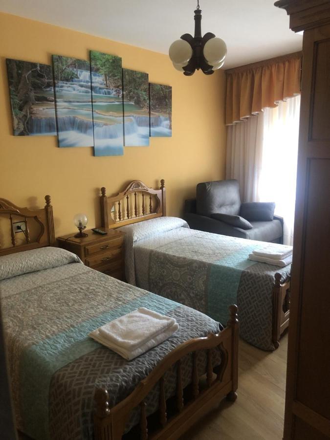 Habitaciones A Casa De Pepe Triacastela Zewnętrze zdjęcie
