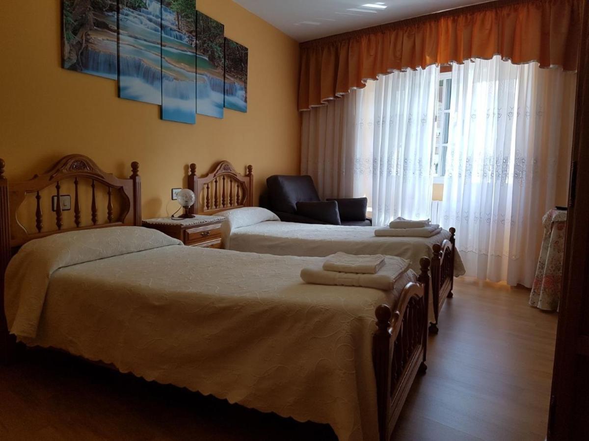 Habitaciones A Casa De Pepe Triacastela Zewnętrze zdjęcie
