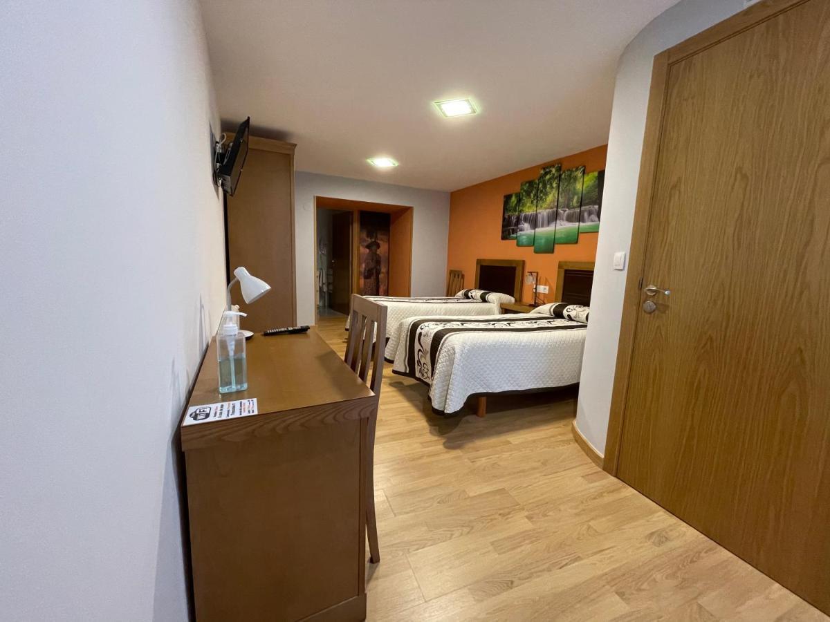 Habitaciones A Casa De Pepe Triacastela Zewnętrze zdjęcie