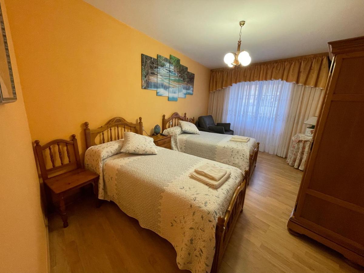 Habitaciones A Casa De Pepe Triacastela Zewnętrze zdjęcie